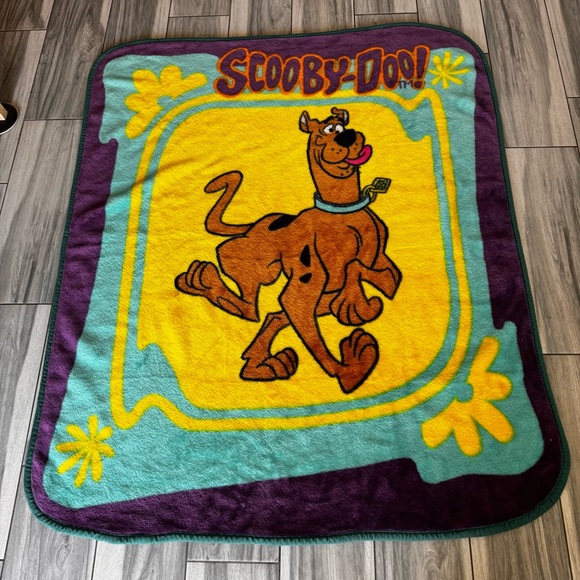 Vintage 2000 Scooby-Doo Fleece Throw Blanket Cartoon Network 50 x 60 Yellow Teal